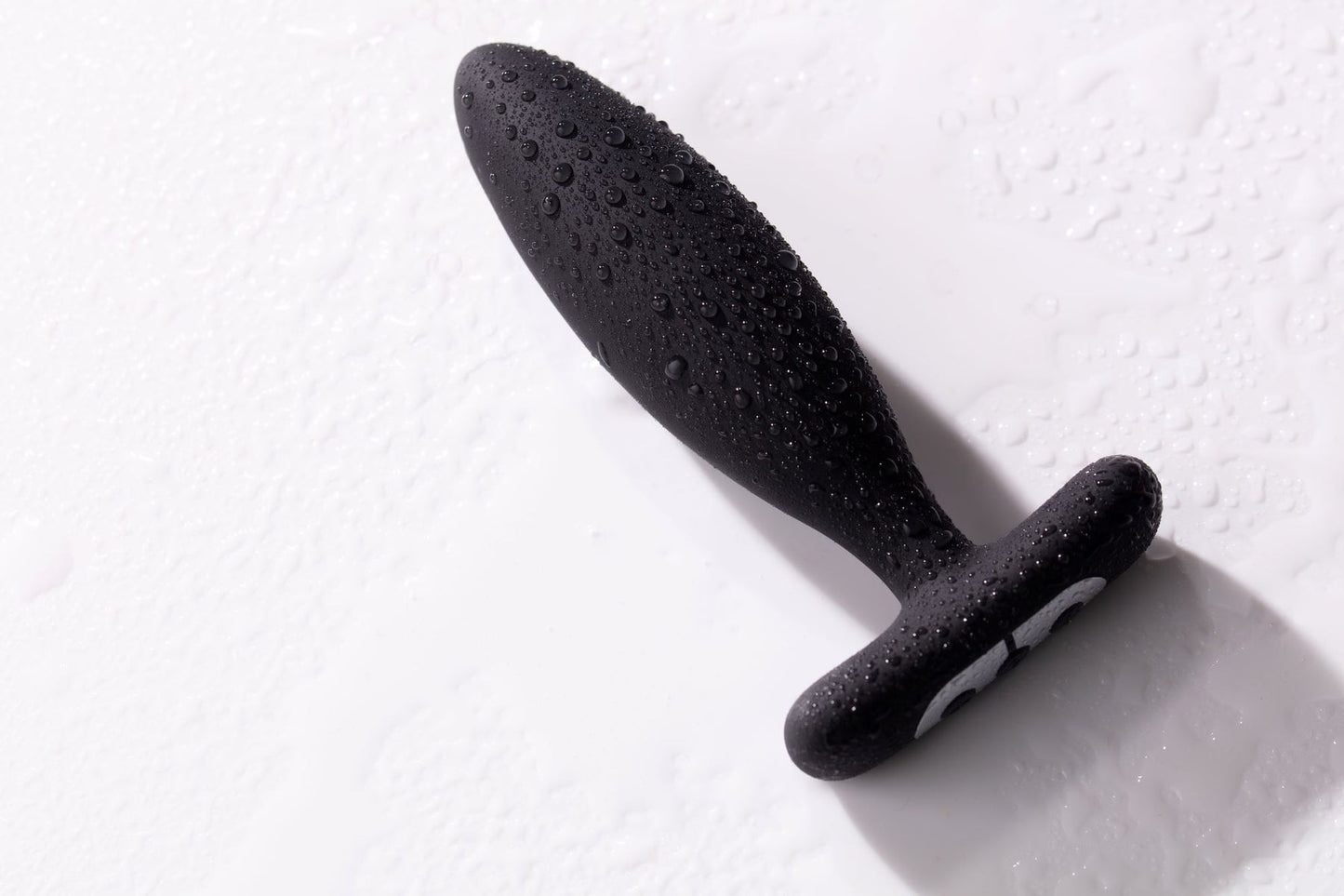 Vesta Vibrating Butt Plug - Black